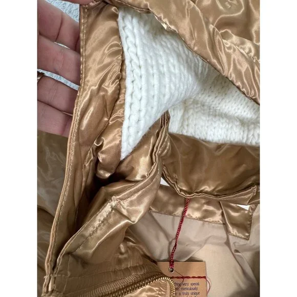 Quilted Gold Puff Jacket W/Hood Womens L True Religion Down & Feather Fill - Picture 16 of 16